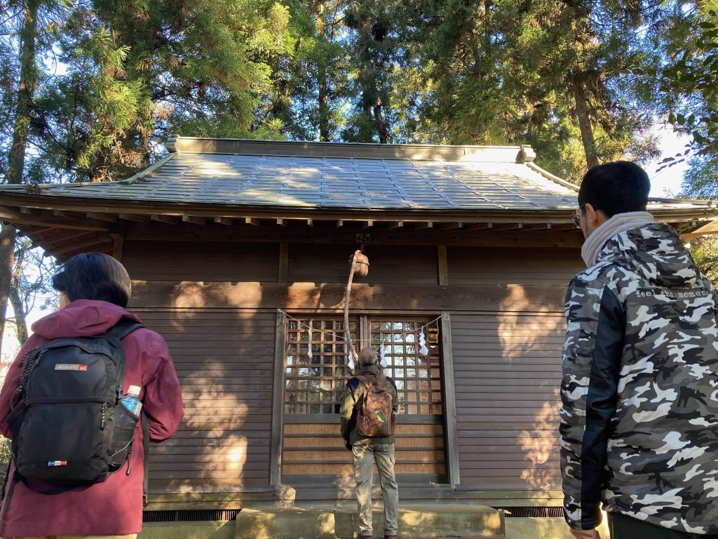 三柱神社に参拝